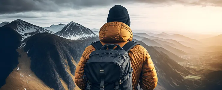 「ハイキング」と「登山」の違いとは?